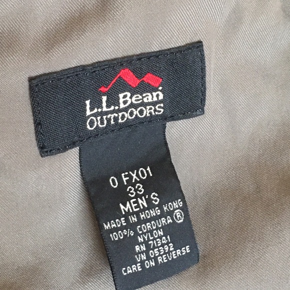LL Bean - gray shorts - size 33 - Picture 3 of 3